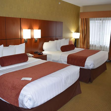 Best Western Plus Finger Lakes Inn & Suites Cortland Esterno foto